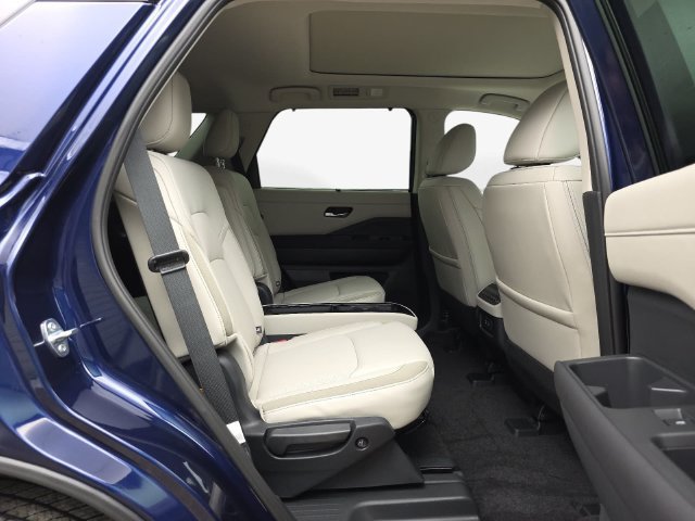 New 2026 Nissan Pathfinder SL w/ SL Premium Package FWD image 38