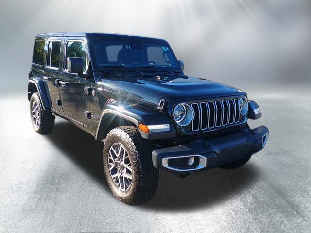 Used 2025 Jeep Wrangler Unlimited Sahara AWD/4WD image 8