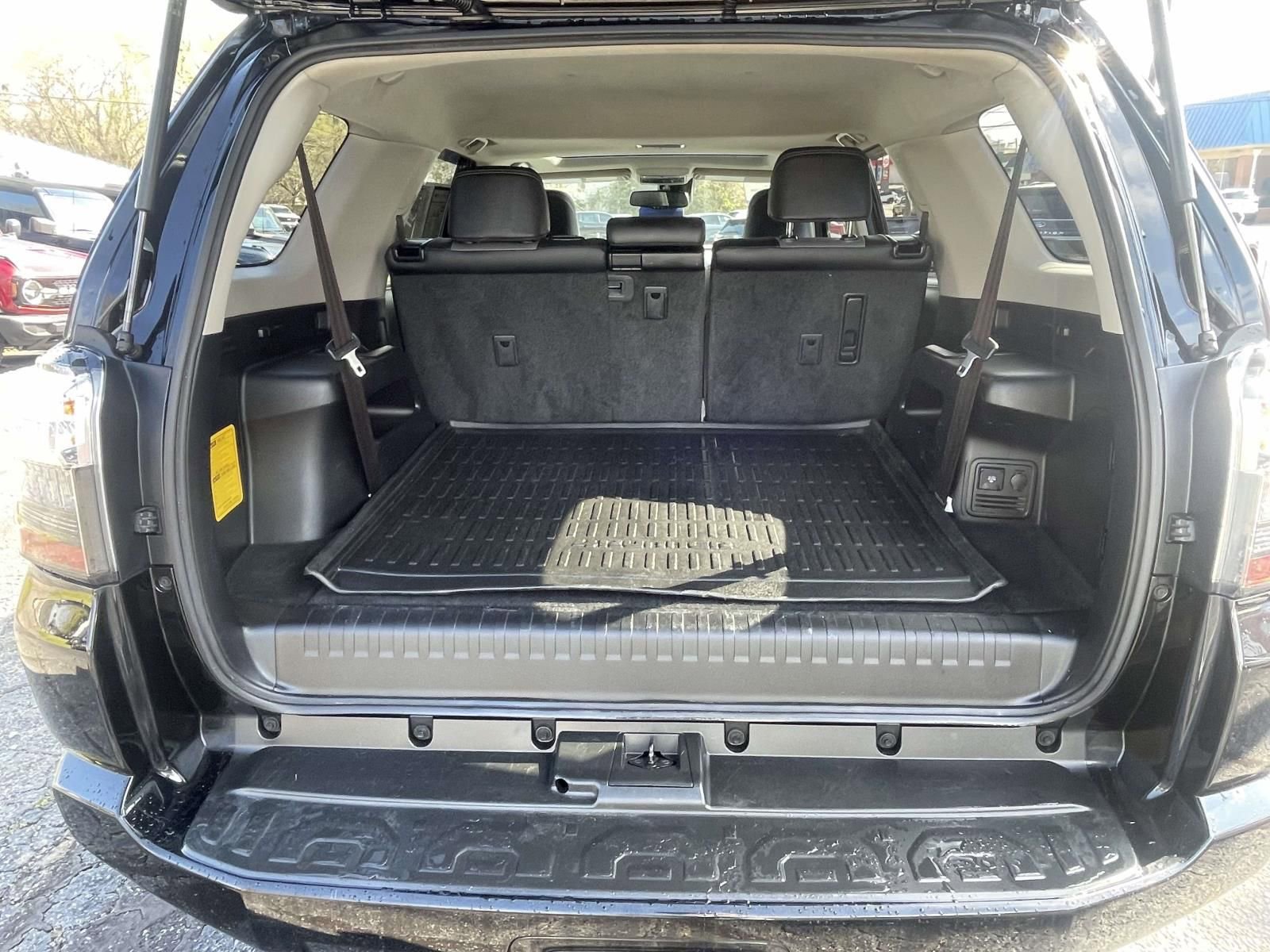 Used 2023 Toyota 4Runner SR5 Premium w/ Moonroof Package image 5