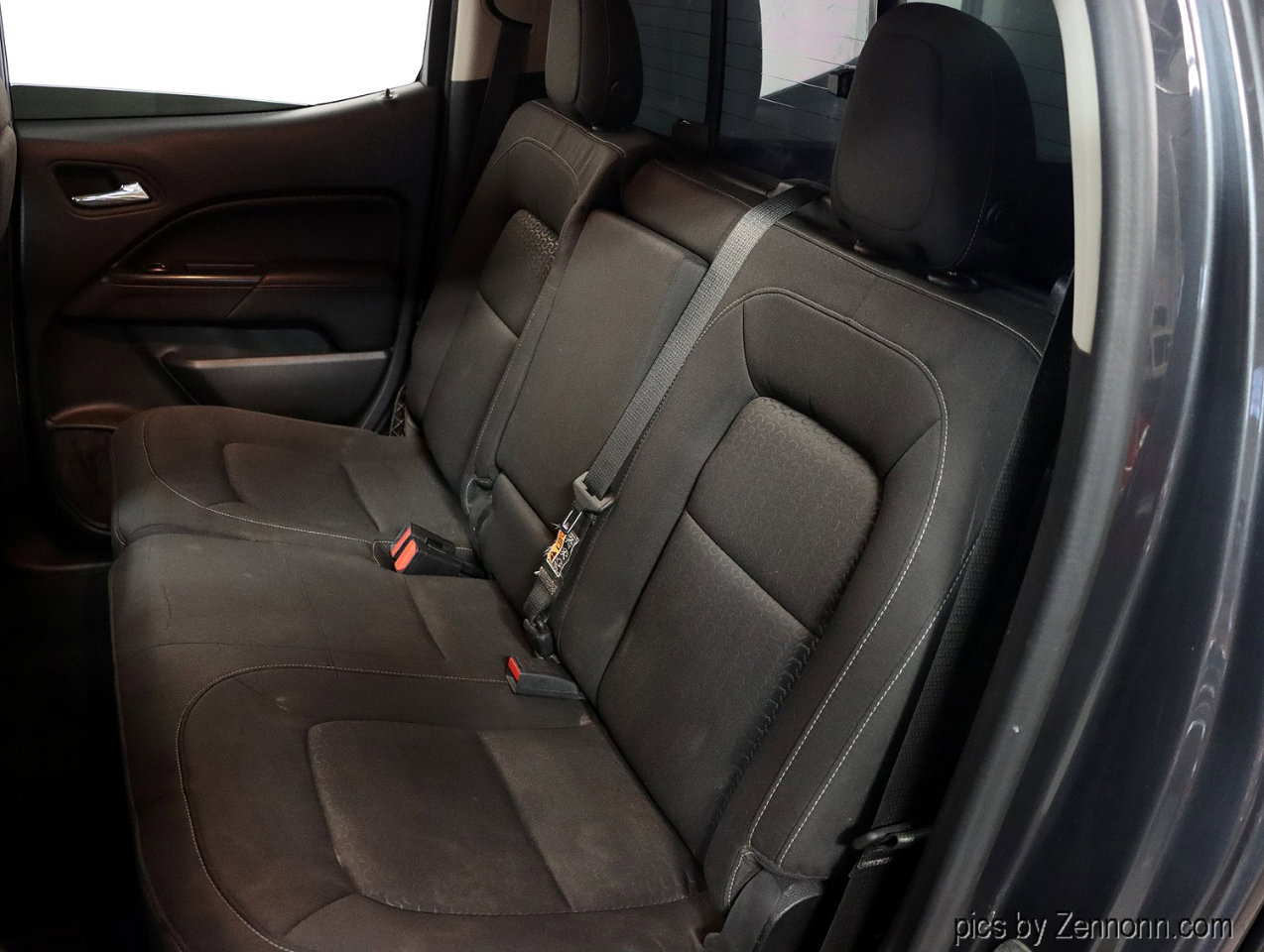 Used 2016 GMC Canyon SLE w/ SLE Convenience Package image 13