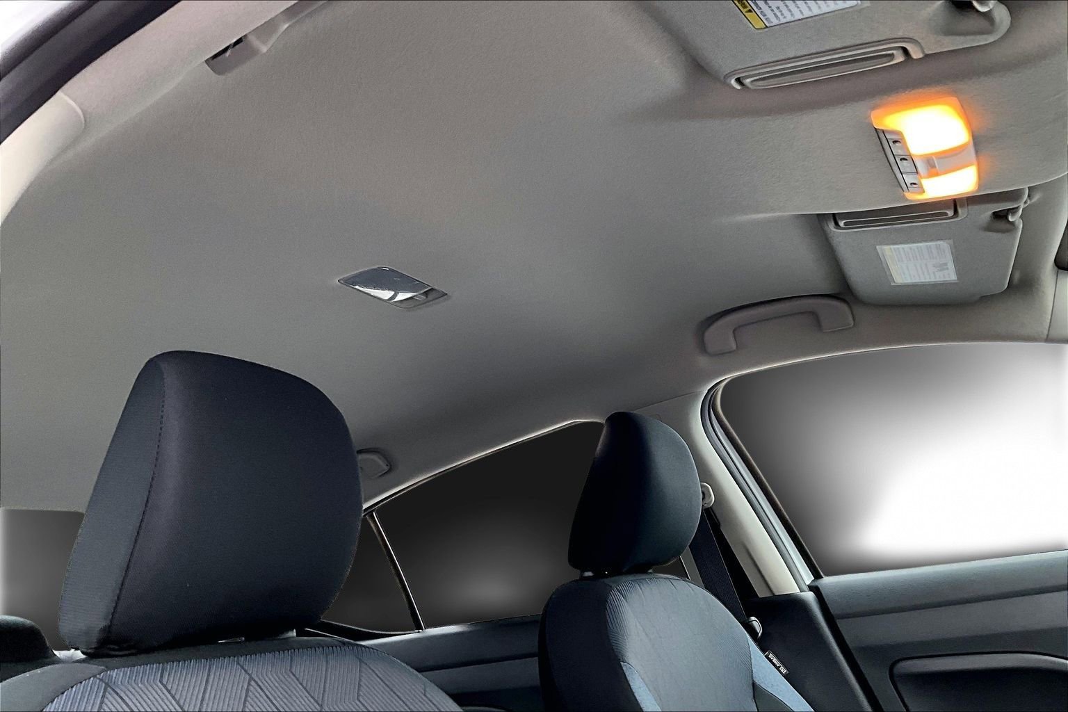 Used 2025 Nissan Versa SV w/ Trunk Package image 15