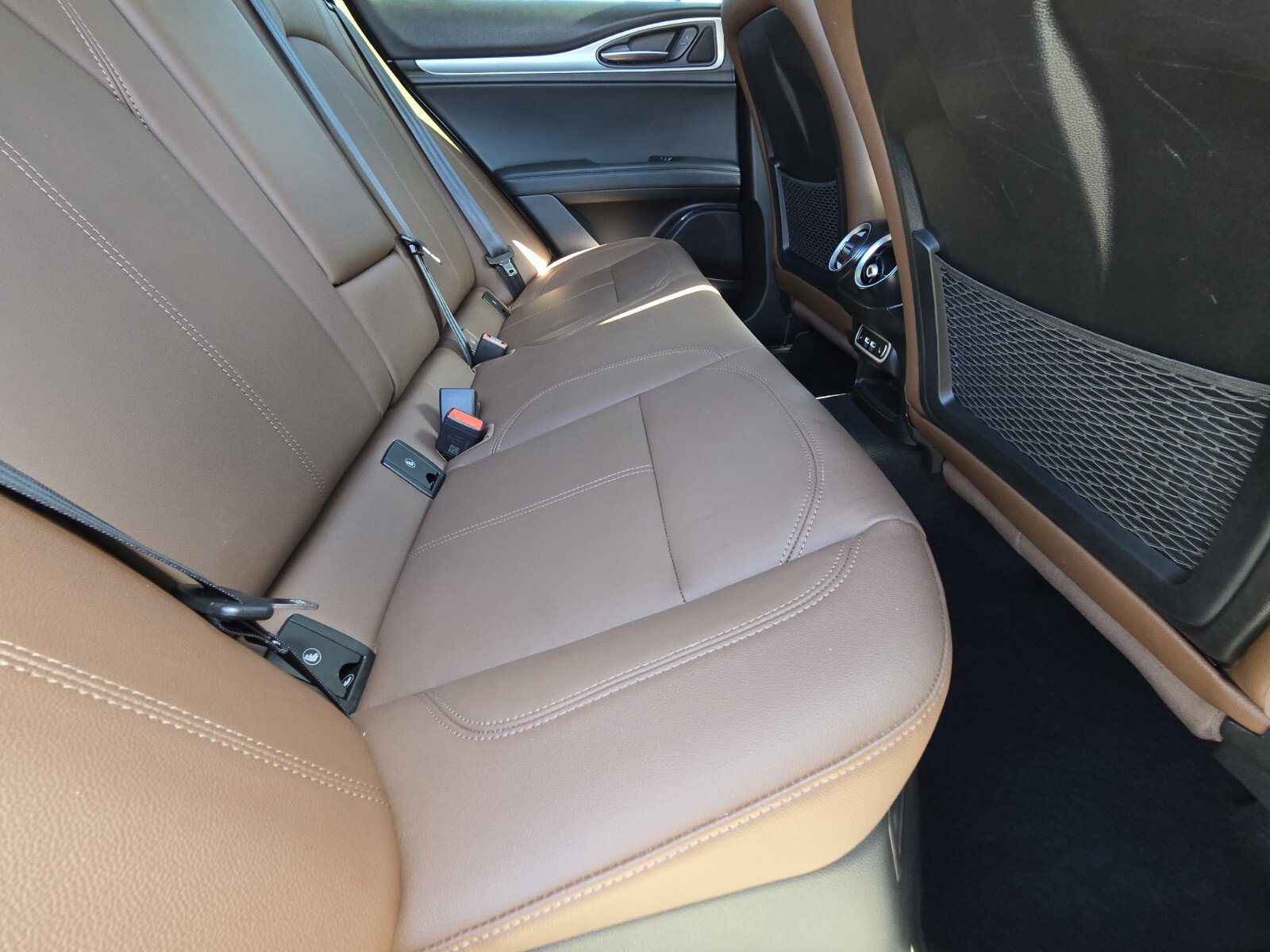 Used 2024 Alfa Romeo Stelvio Ti image 14