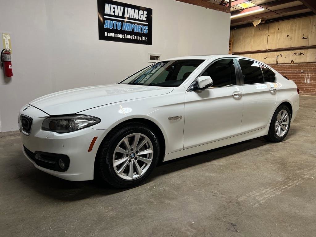 Used 2015 BMW 528i Sedan image 6