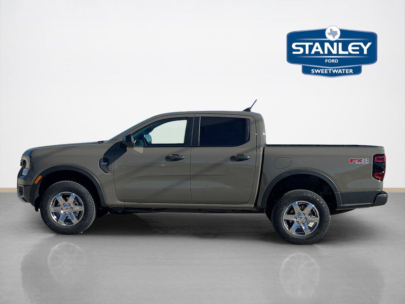 New 2026 Ford Ranger XLT w/ FX4 Off-Road Package AWD/4WD image 4