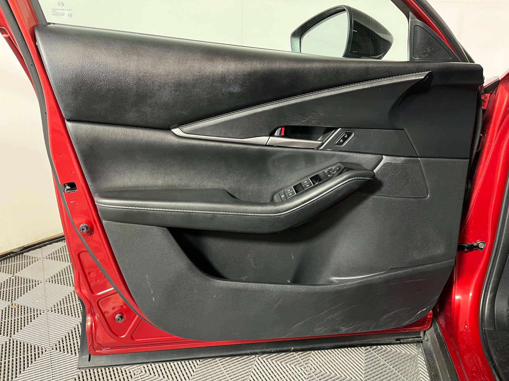 Used 2024 MAZDA CX-30 AWD 2.5 S w/ Select Sport Pkg image 21