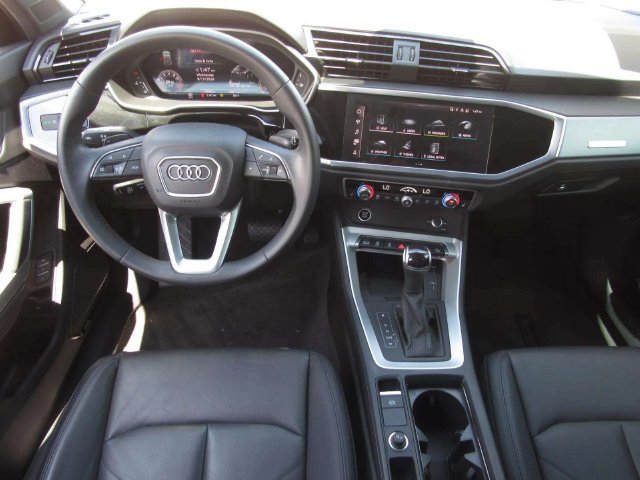 Used 2023 Audi Q3 2.0T Premium Plus AWD/4WD image 18