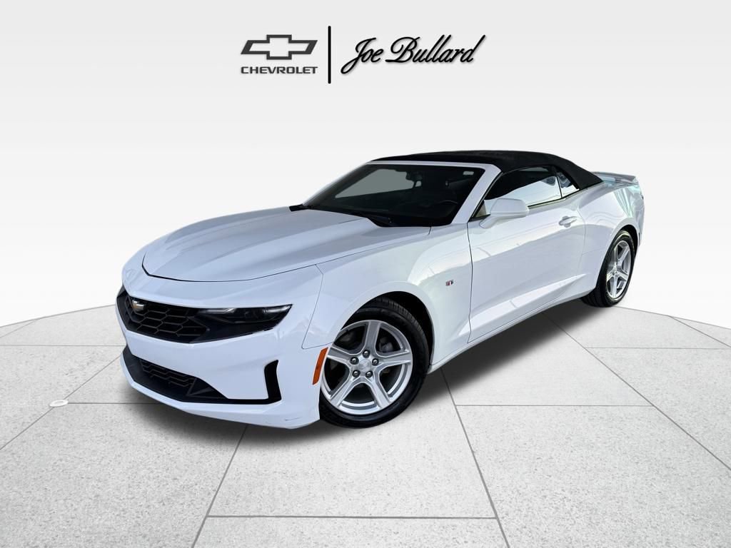 Used 2020 Chevrolet Camaro LT image 1