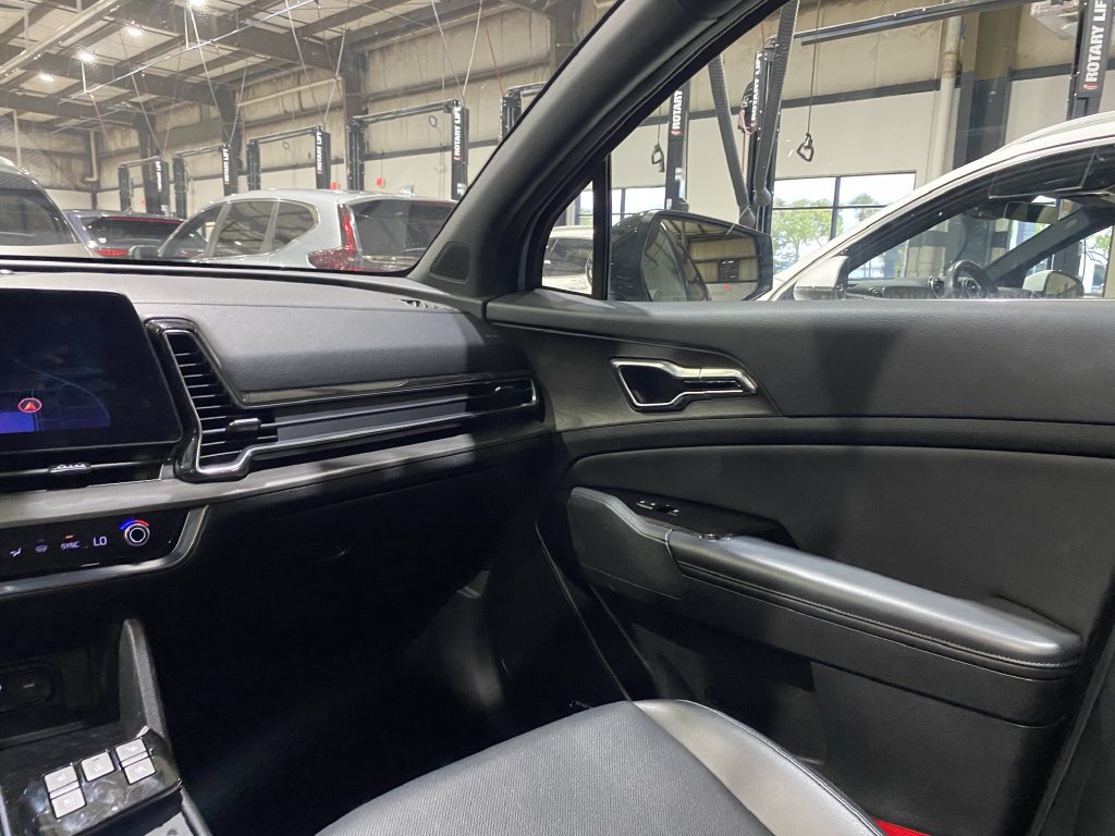 Used 2023 Kia Sportage X-Pro Prestige AWD/4WD image 4