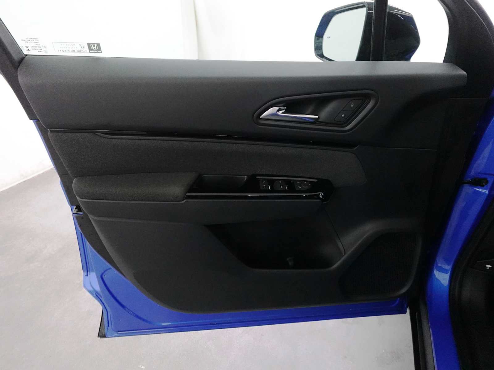 Used 2024 Honda Prologue EX image 10