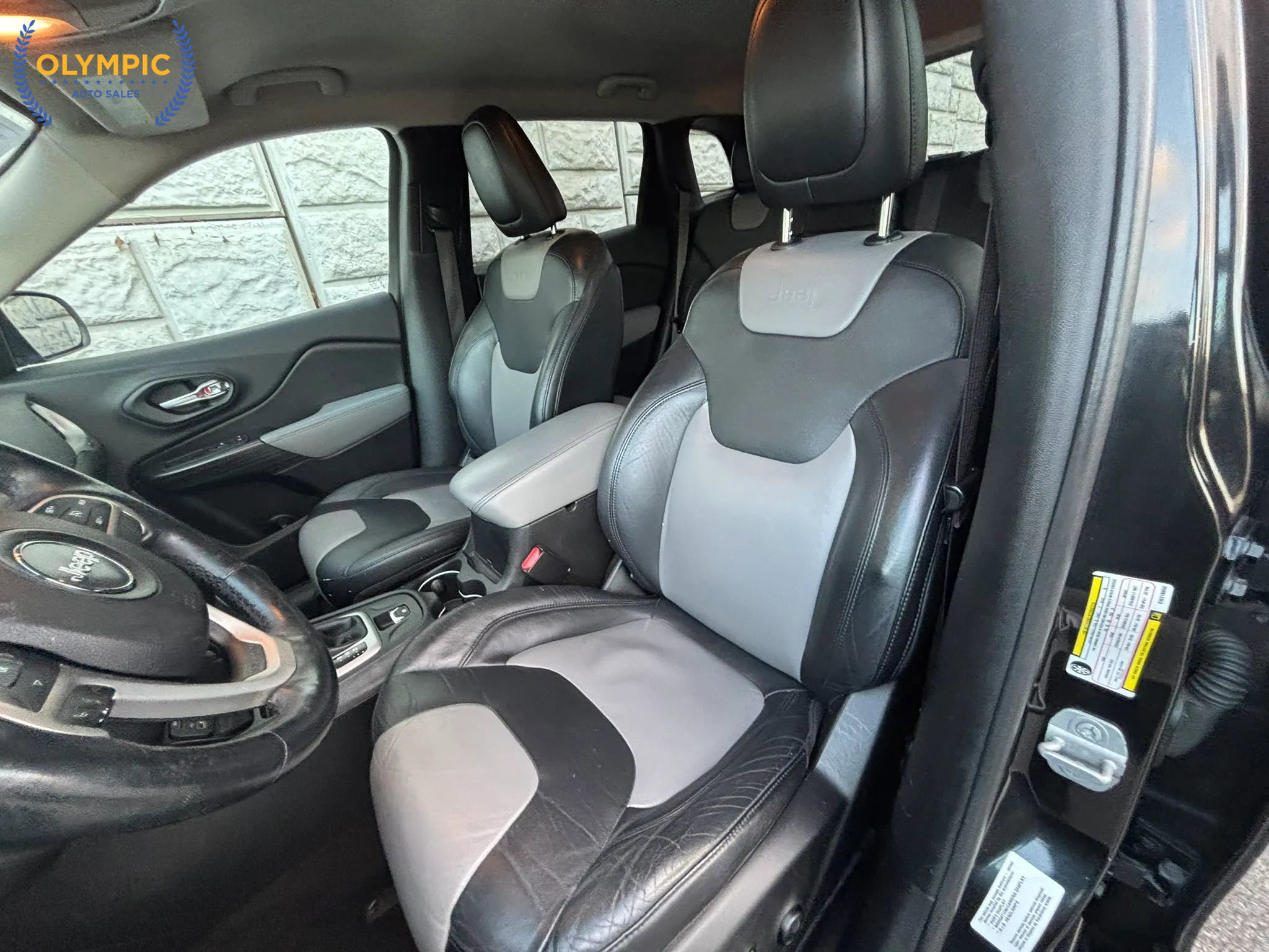 Used 2014 Jeep Cherokee Limited w/ Trailer Tow Group image 34