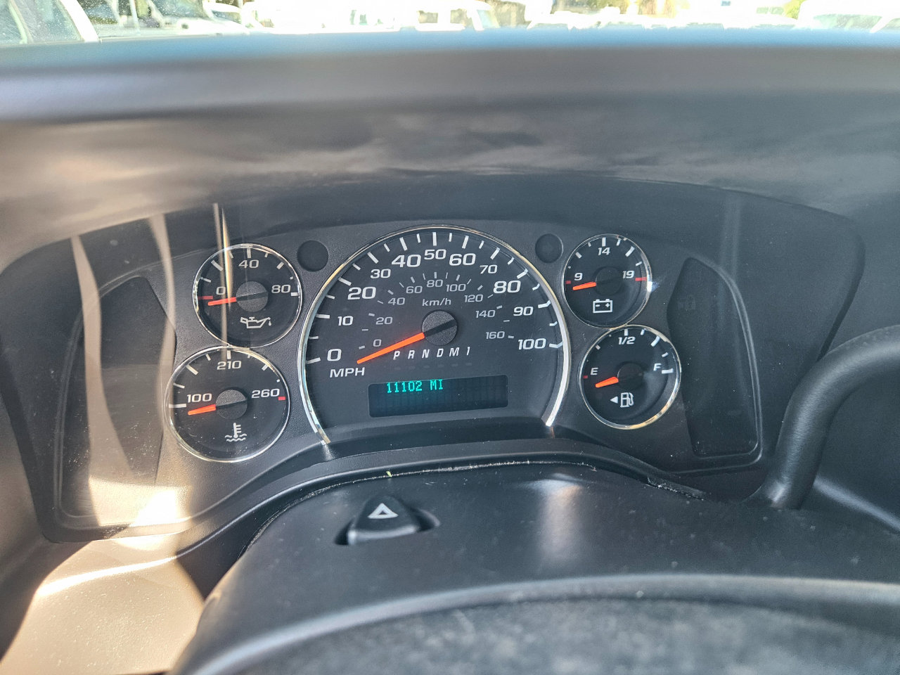 Used 2017 Chevrolet Express 3500 Extended image 8