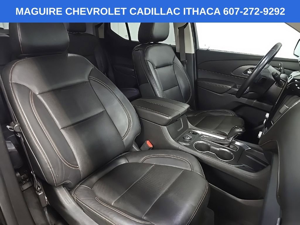 Used 2019 Chevrolet Traverse Premier w/ Redline Edition AWD/4WD image 15