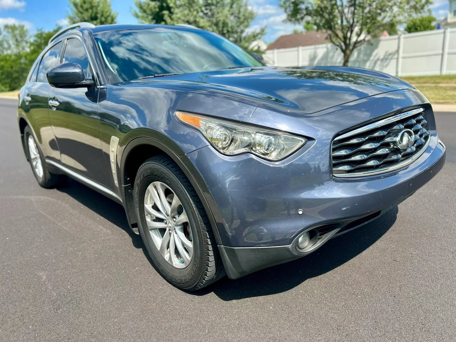 Used 2009 INFINITI FX35 AWD w/ Technology Pkg