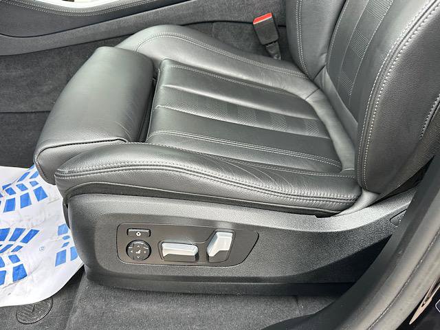 Used 2021 BMW X5 xDrive40i w/ Premium Package image 14