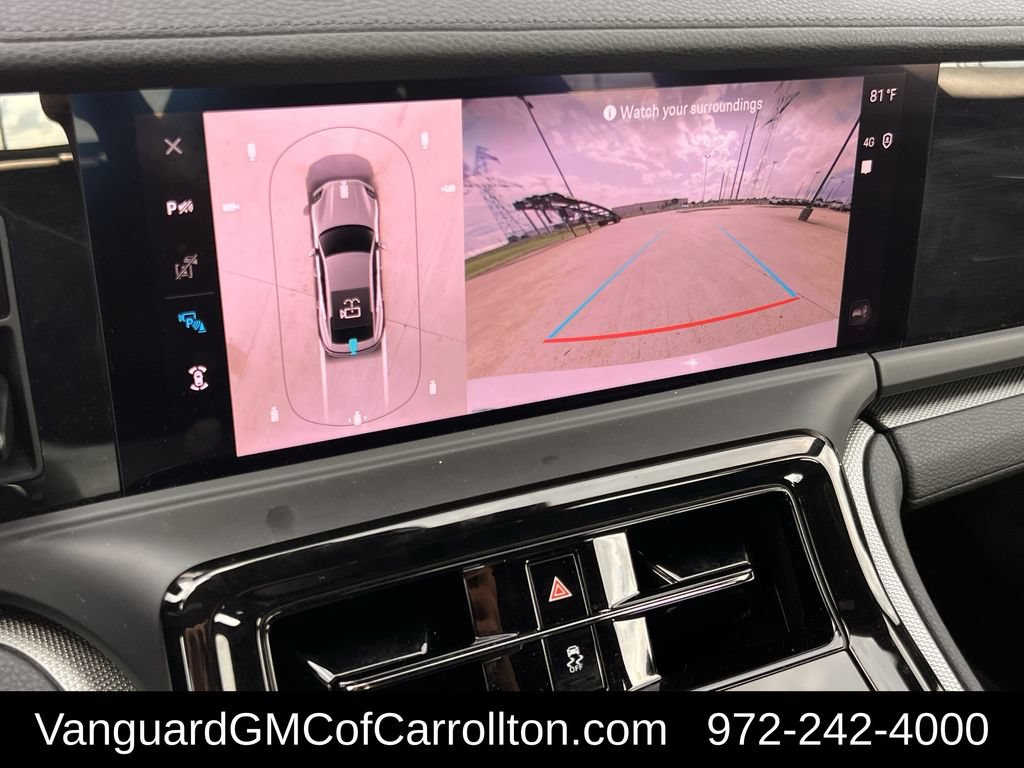 Used 2025 Porsche Panamera RWD image 18