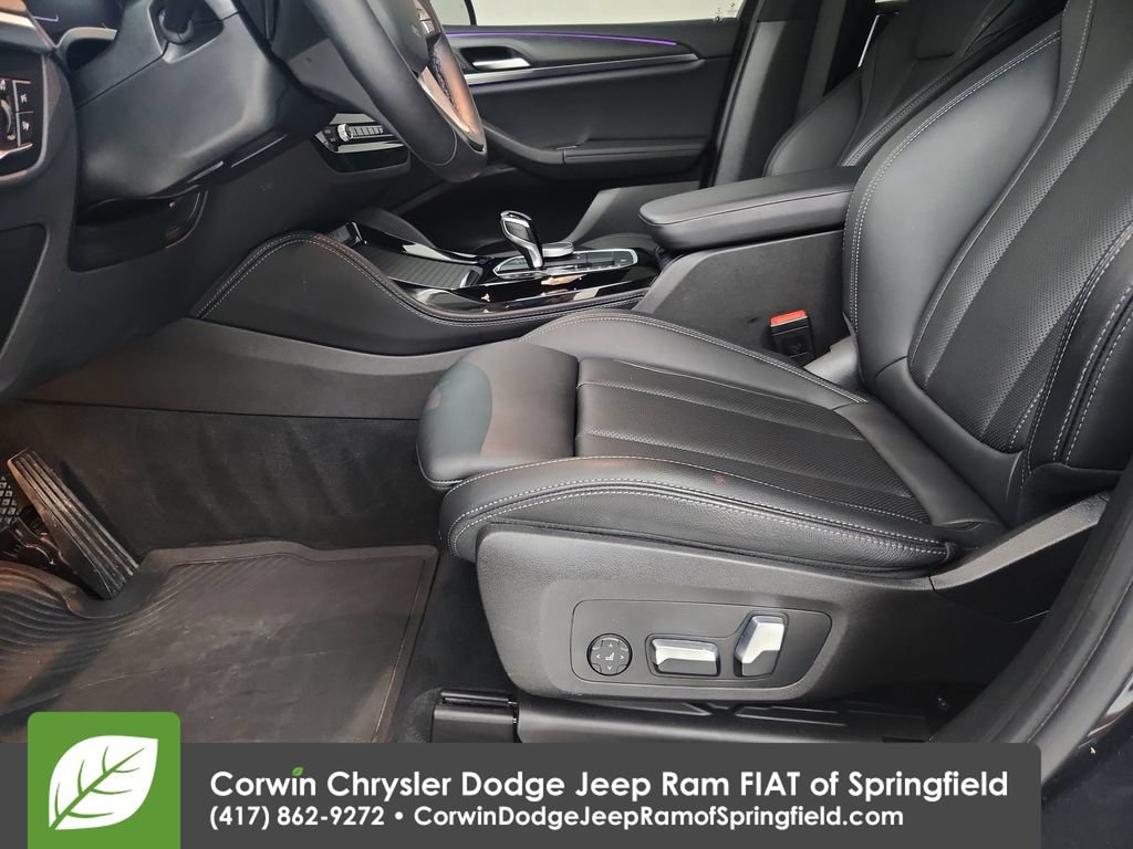 Used 2023 BMW X4 xDrive30i w/ Premium Package AWD/4WD image 19