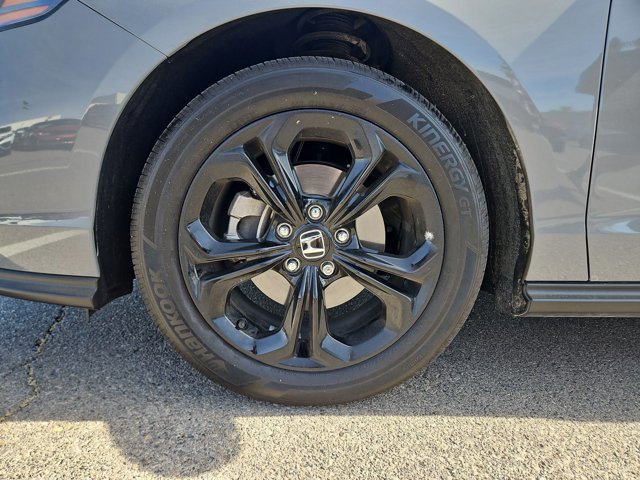 Used 2025 Honda Accord SE image 24