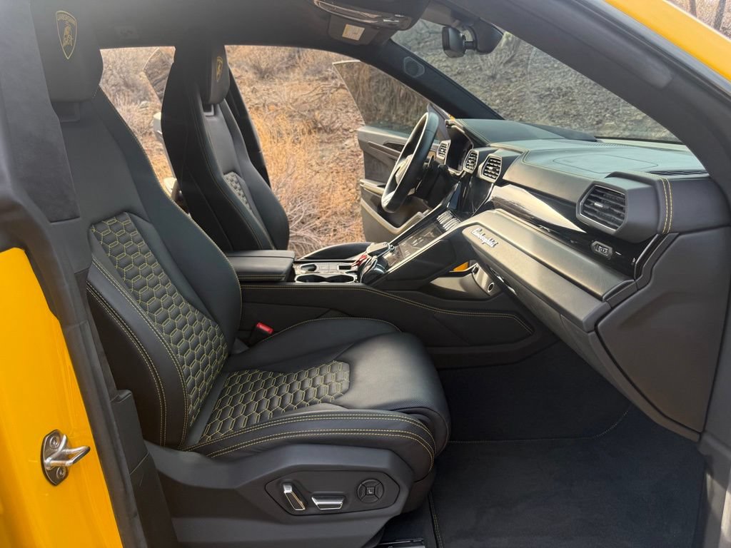Used 2023 Lamborghini Urus S AWD/4WD image 27