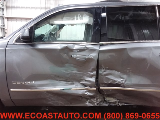 Used 2019 GMC Yukon XL Denali w/ Denali Ultimate Package AWD/4WD image 15
