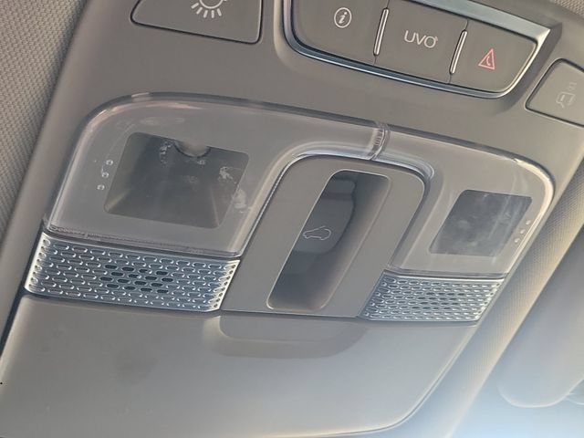Used 2022 Kia Telluride S FWD image 19