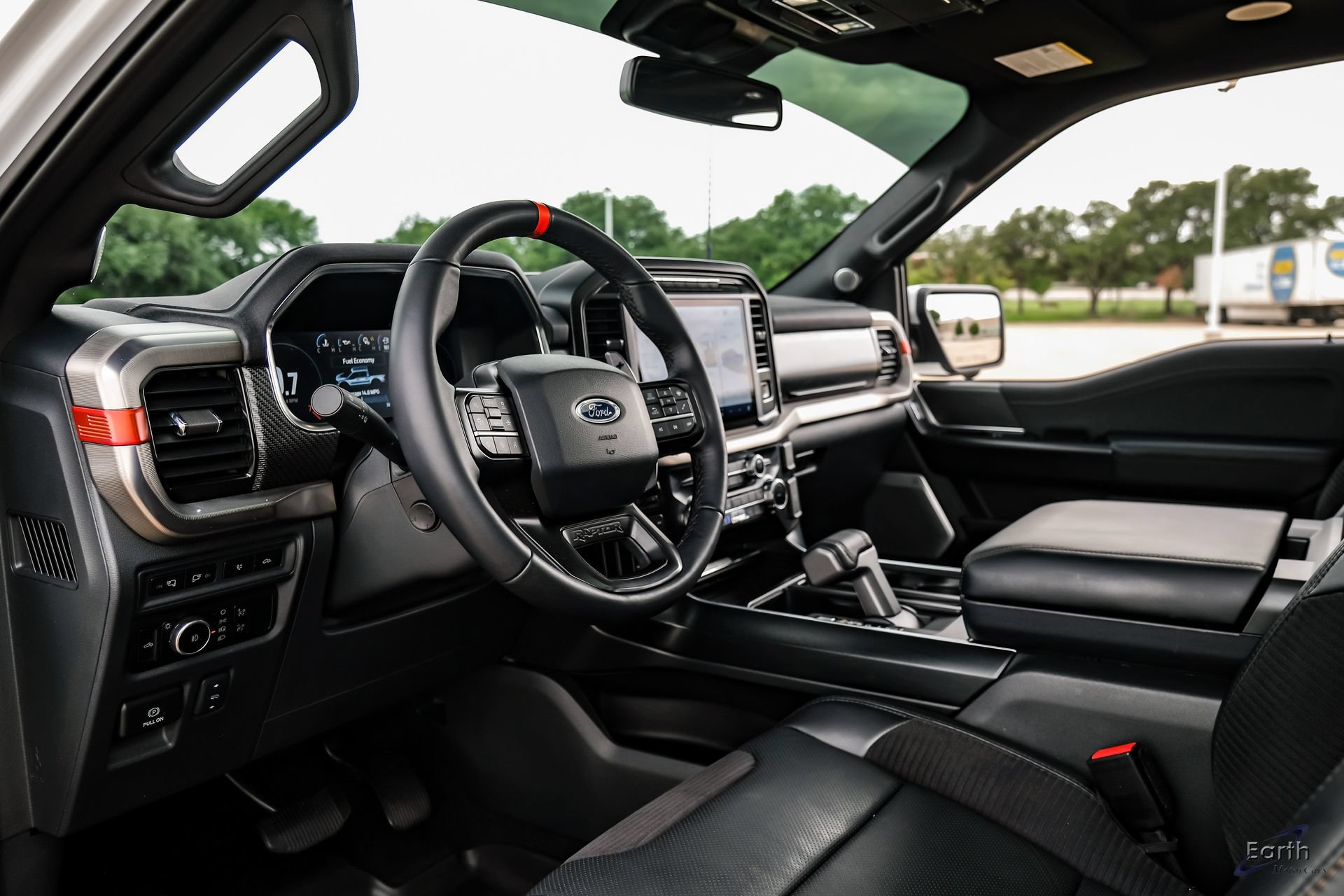 Used 2023 Ford F150 Raptor w/ Raptor 37 Performance Package AWD/4WD image 36