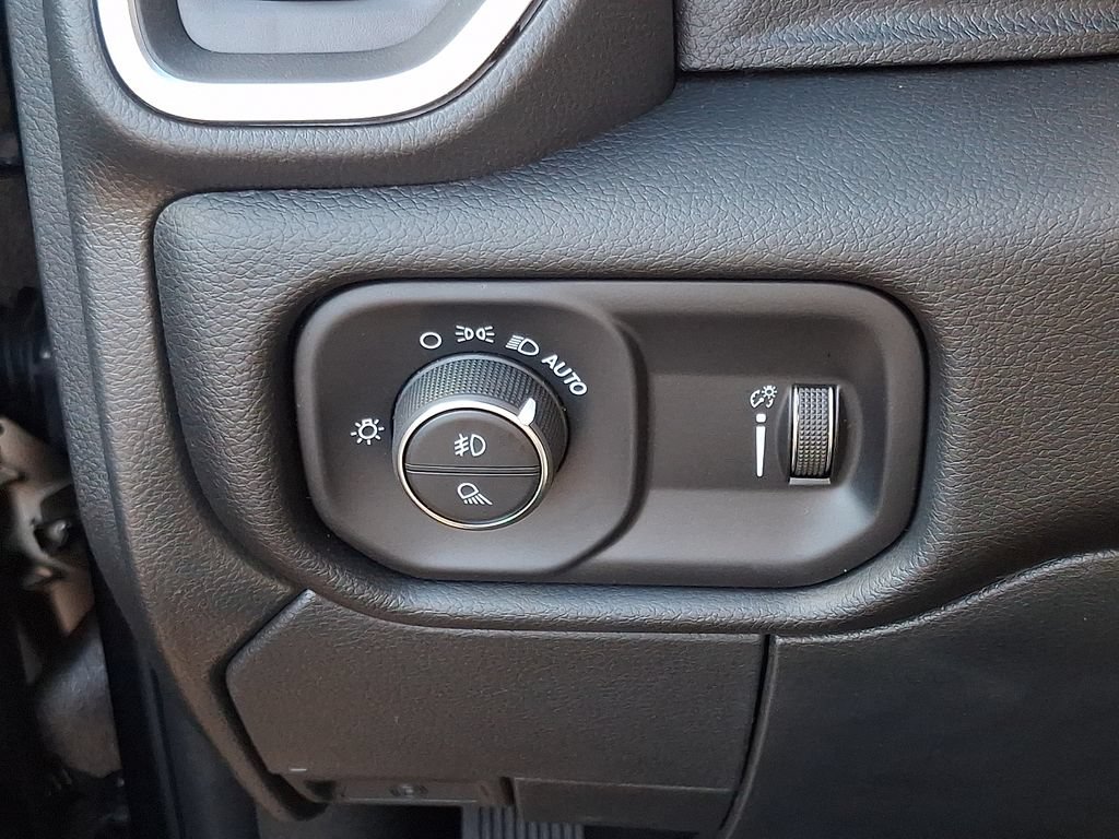 New 2024 RAM 2500 Big Horn w/ Towing Technology Group AWD/4WD image 23