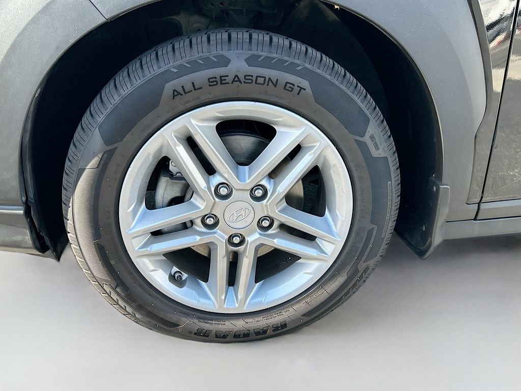 Used 2018 Hyundai Kona SE FWD image 28