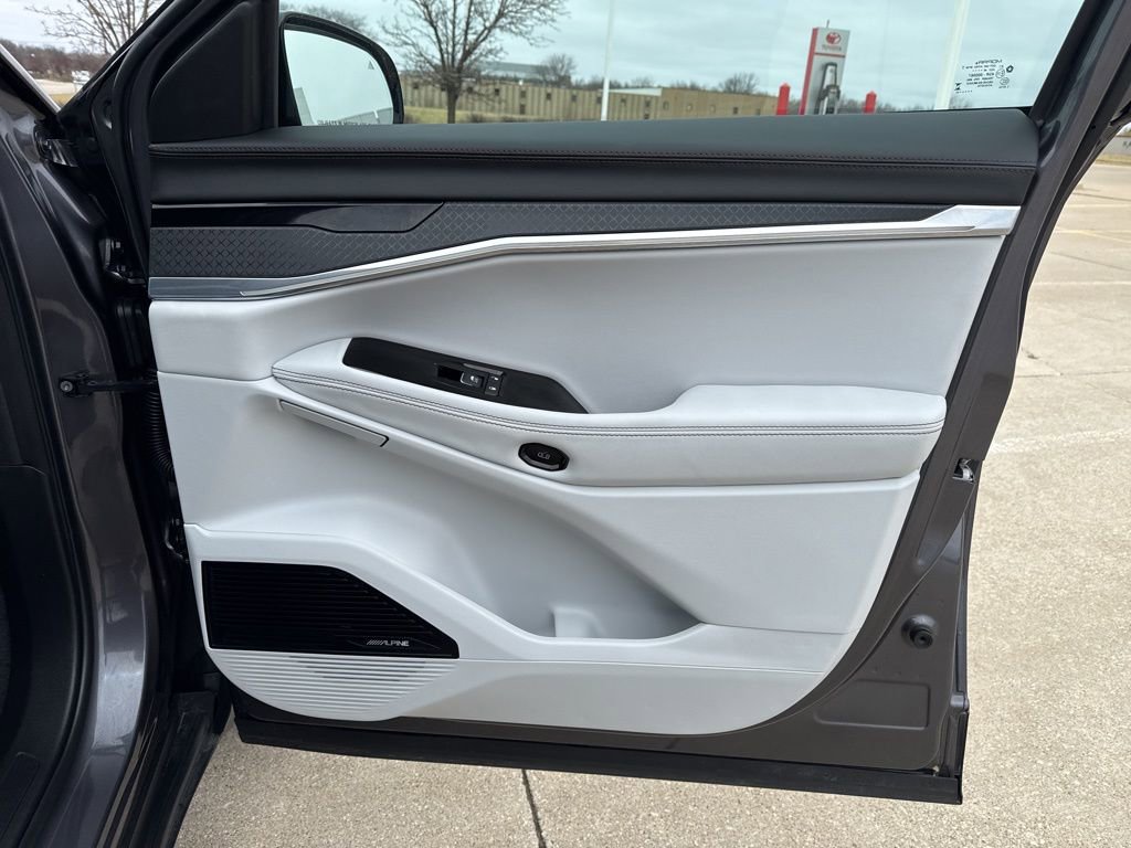 Used 2025 Jeep Wagoneer S Limited AWD/4WD image 20