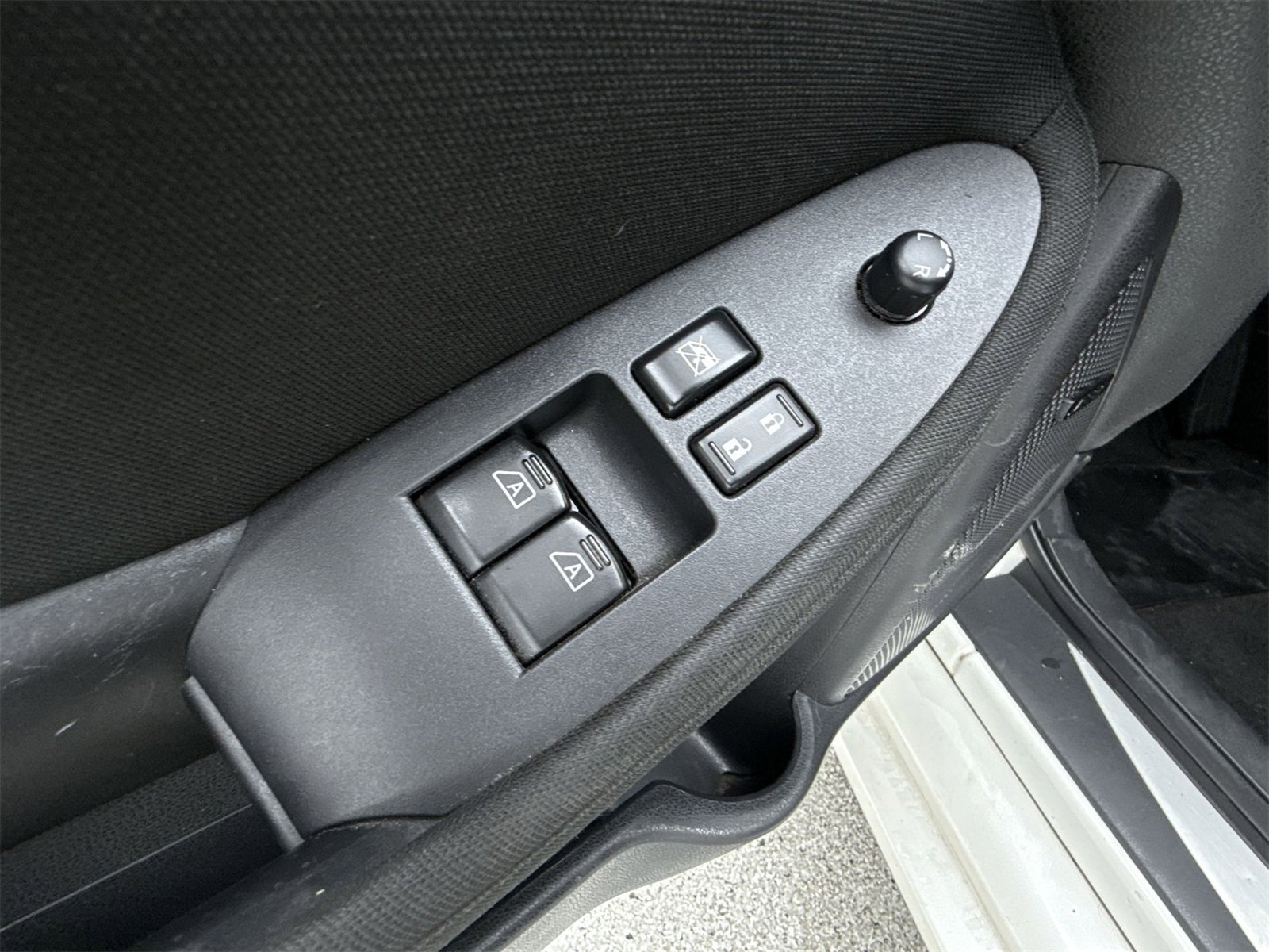 Used 2016 Nissan 370Z w/ Sport Package image 18