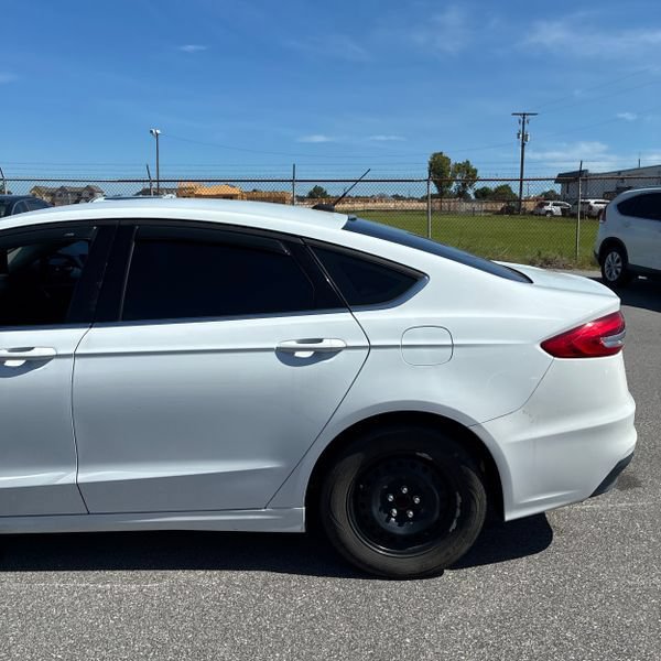 Used 2019 Ford Fusion S FWD image 9