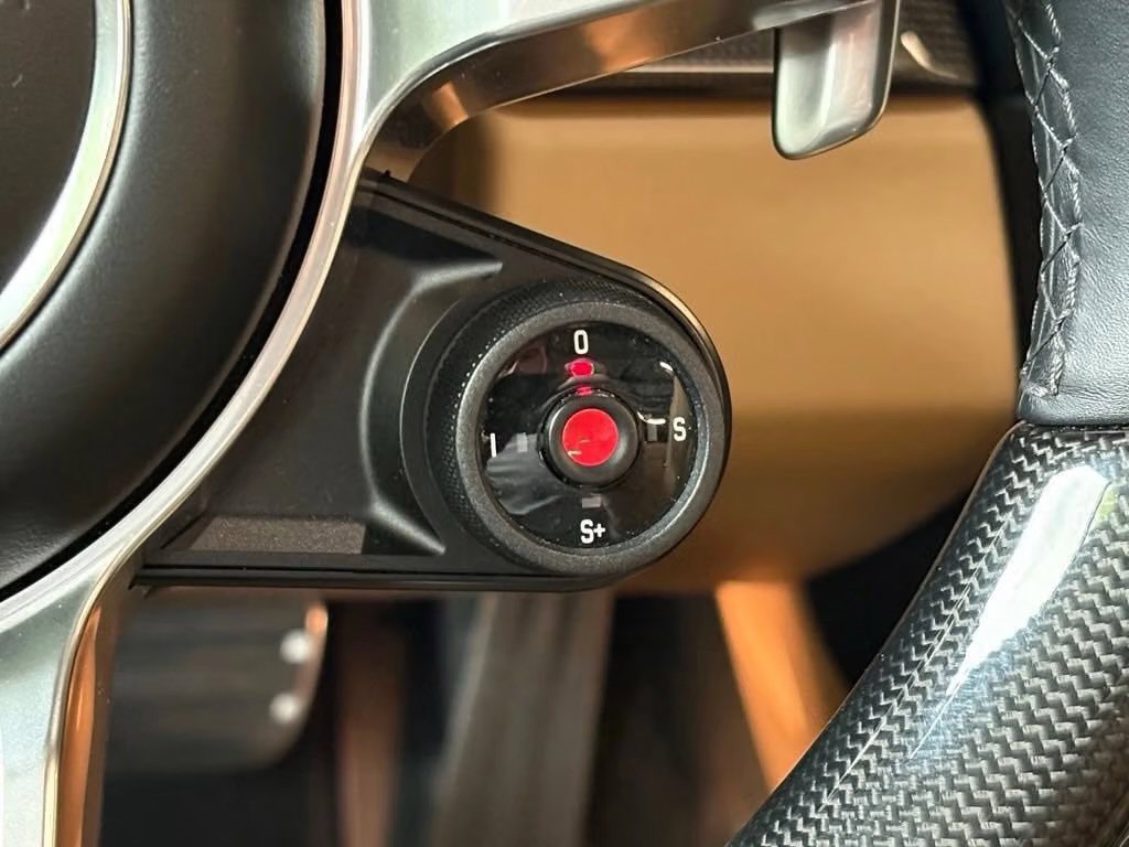 Used 2017 Porsche 911 Turbo AWD/4WD image 21