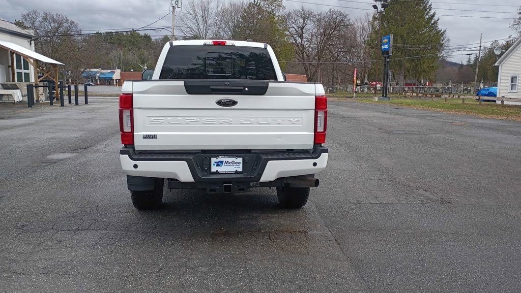 Used 2022 Ford F350 Lariat w/ Black Appearance Package image 6