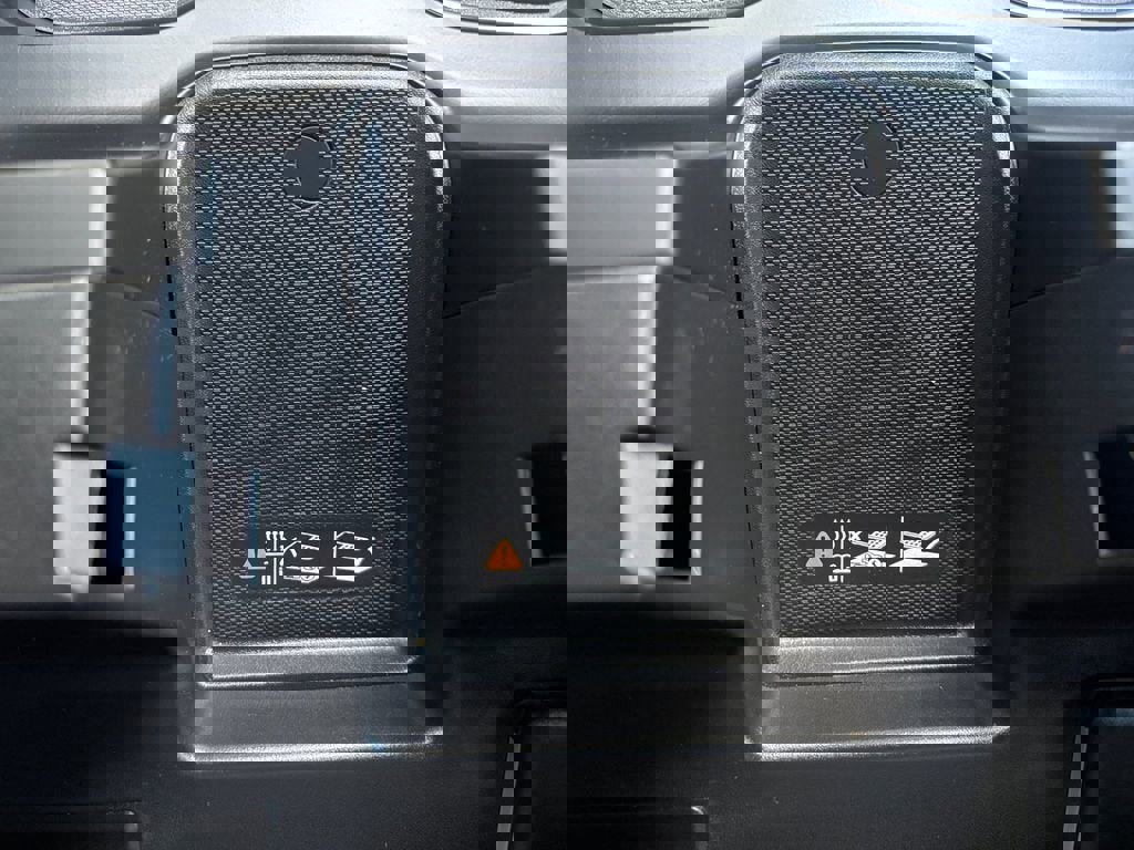 Used 2024 Chevrolet Silverado 1500 High Country w/ Technology Package image 20