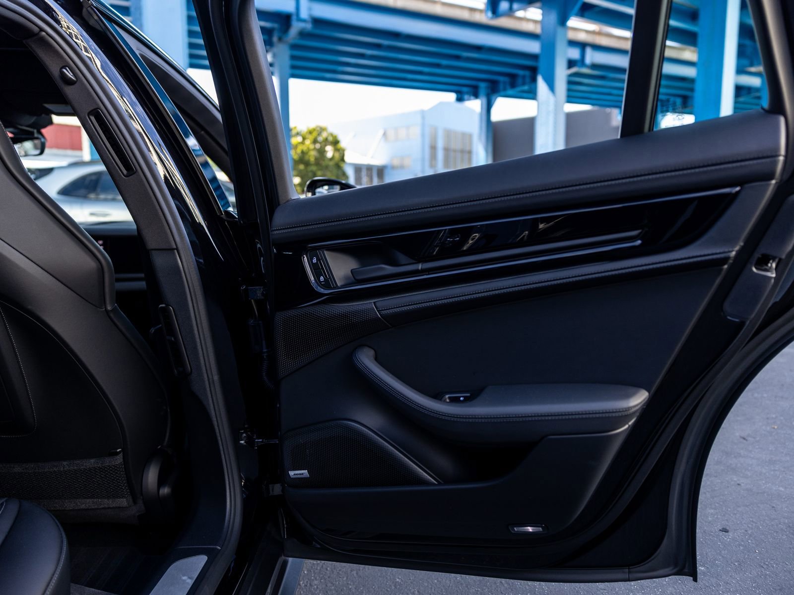 Certified 2025 Porsche Panamera RWD image 42