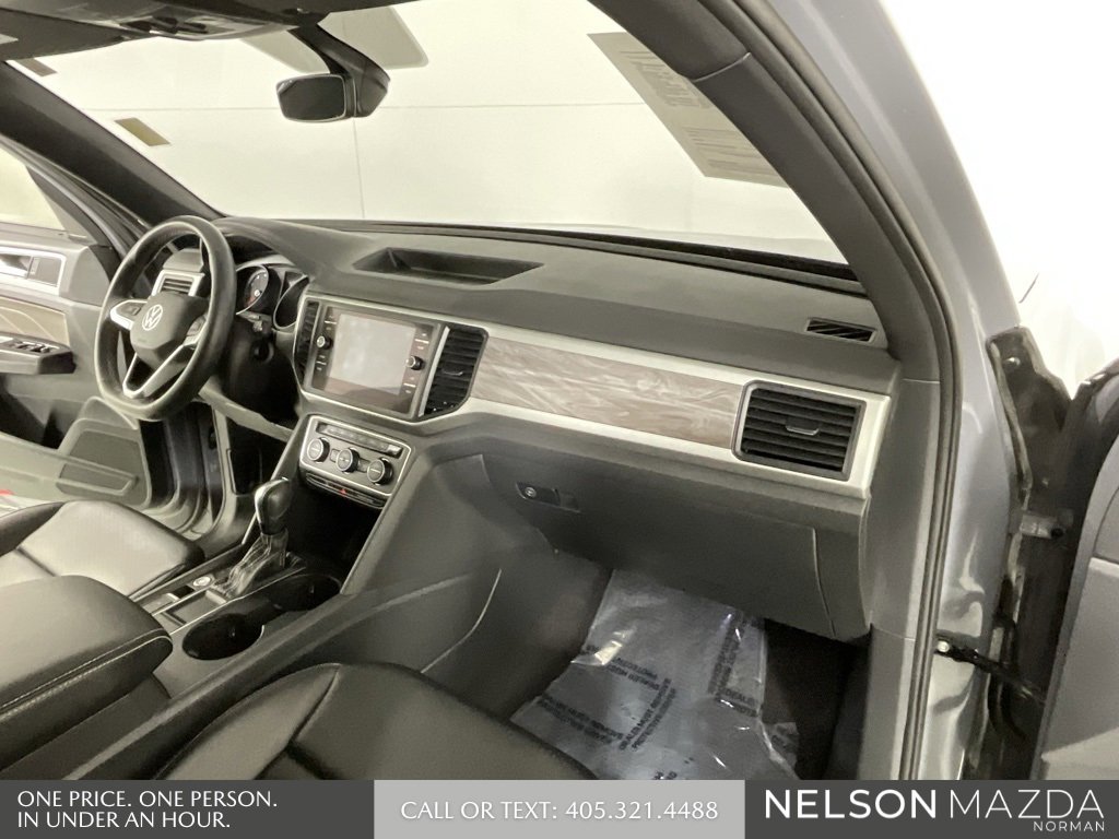 Used 2021 Volkswagen Atlas Cross Sport SE image 31