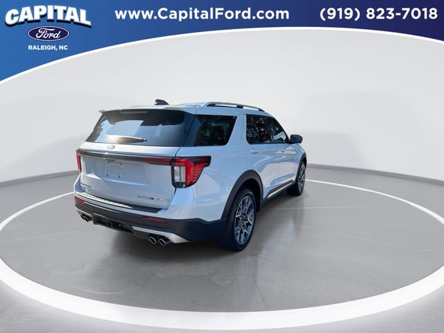 Certified 2025 Ford Explorer Platinum w/ Ultimate Package AWD/4WD image 8