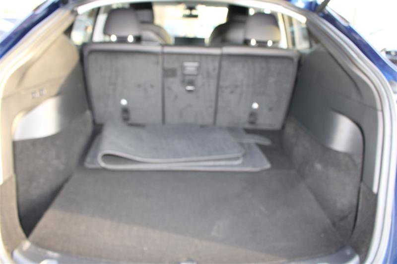 Used 2022 Tesla Model Y Long Range image 19