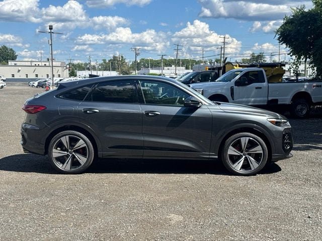 New 2026 Audi SQ5 Premium Plus AWD/4WD image 9
