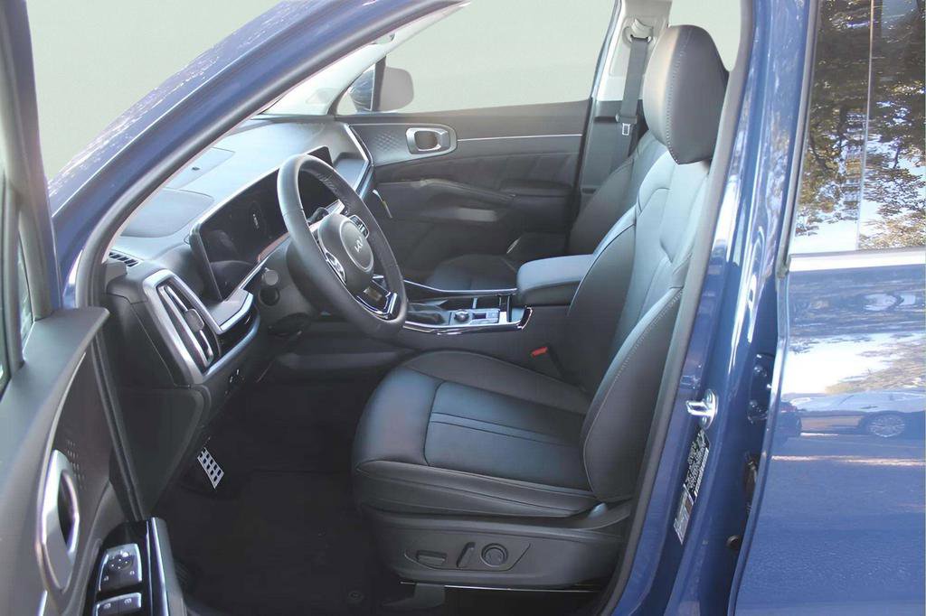 New 2025 Kia Sorento SX image 12