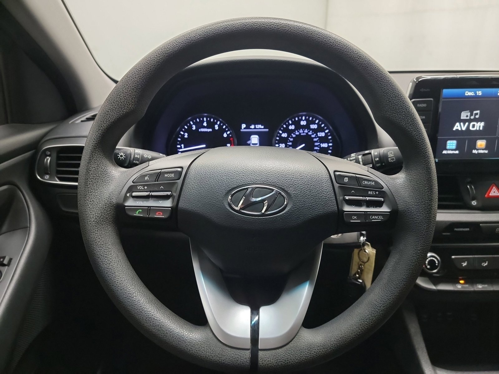 Used 2018 Hyundai Elantra GT image 17