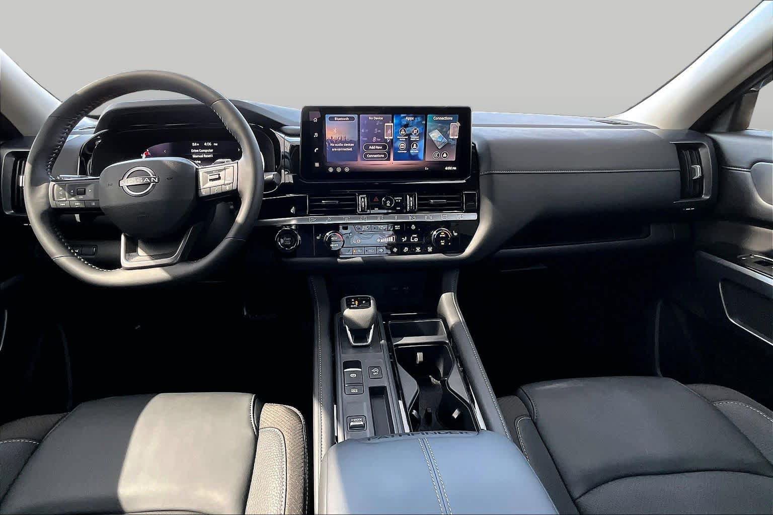 New 2026 Nissan Pathfinder SL FWD image 5