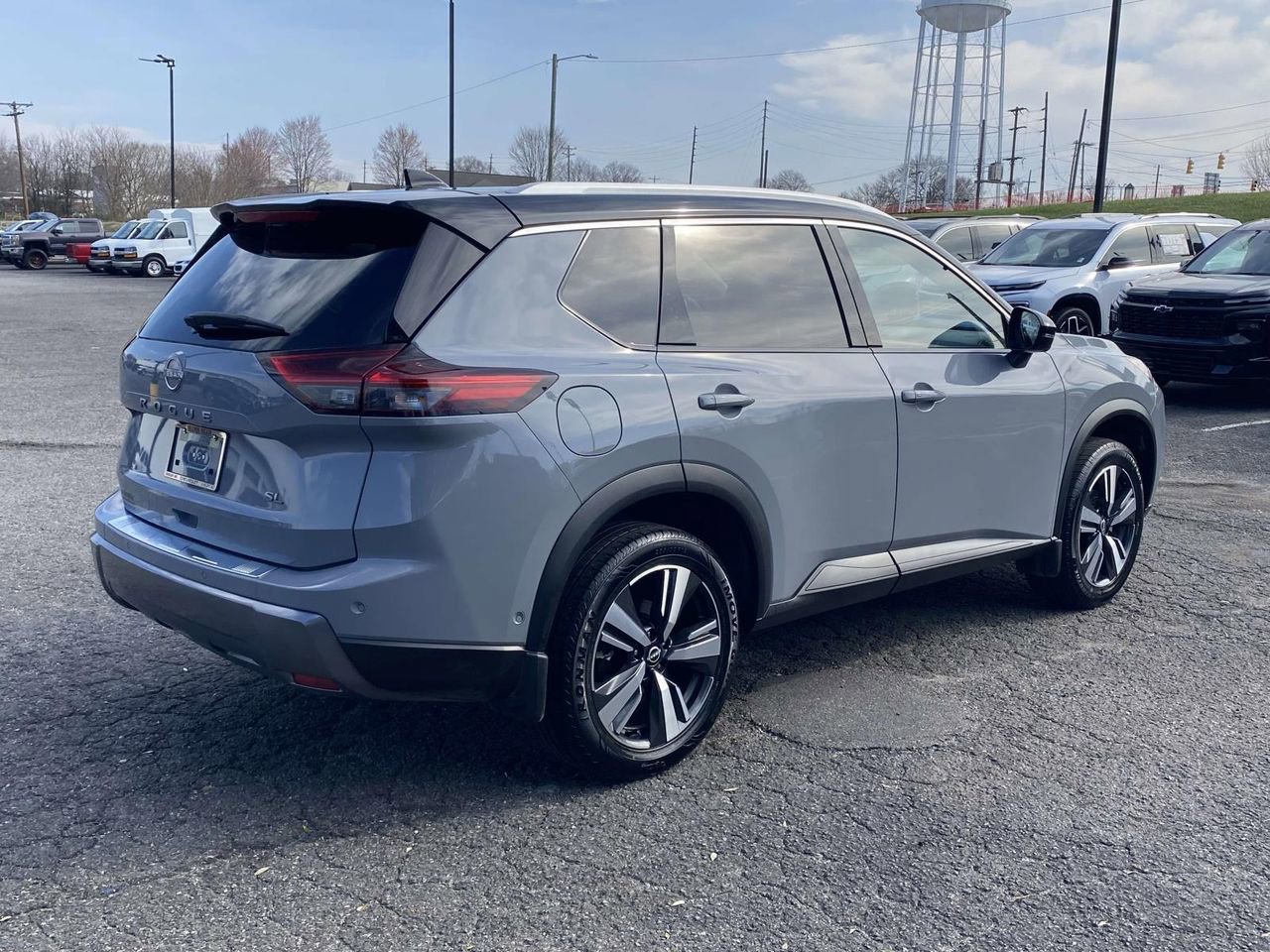 Used 2024 Nissan Rogue SL image 6