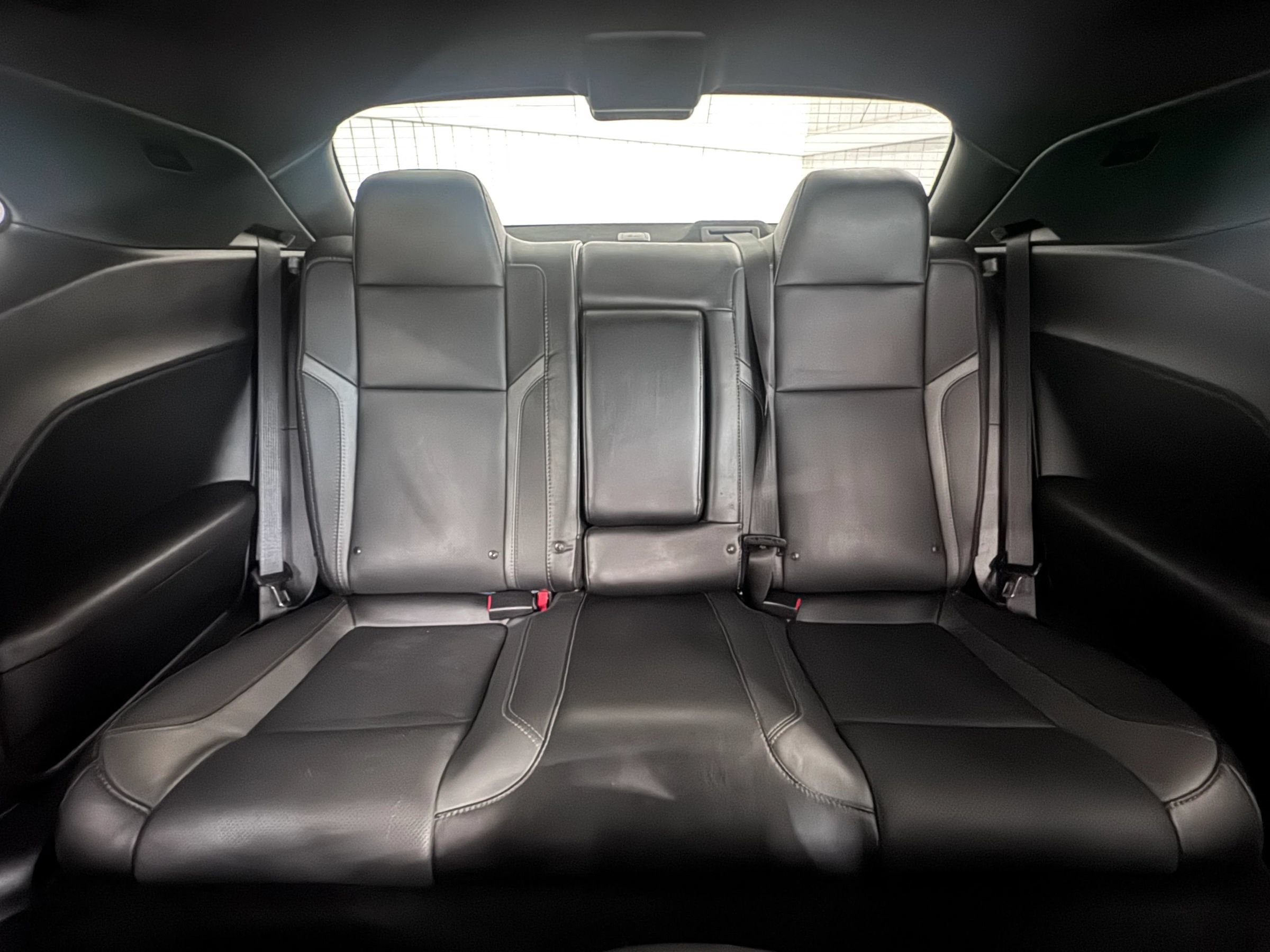 Used 2016 Dodge Challenger SXT Plus RWD image 11