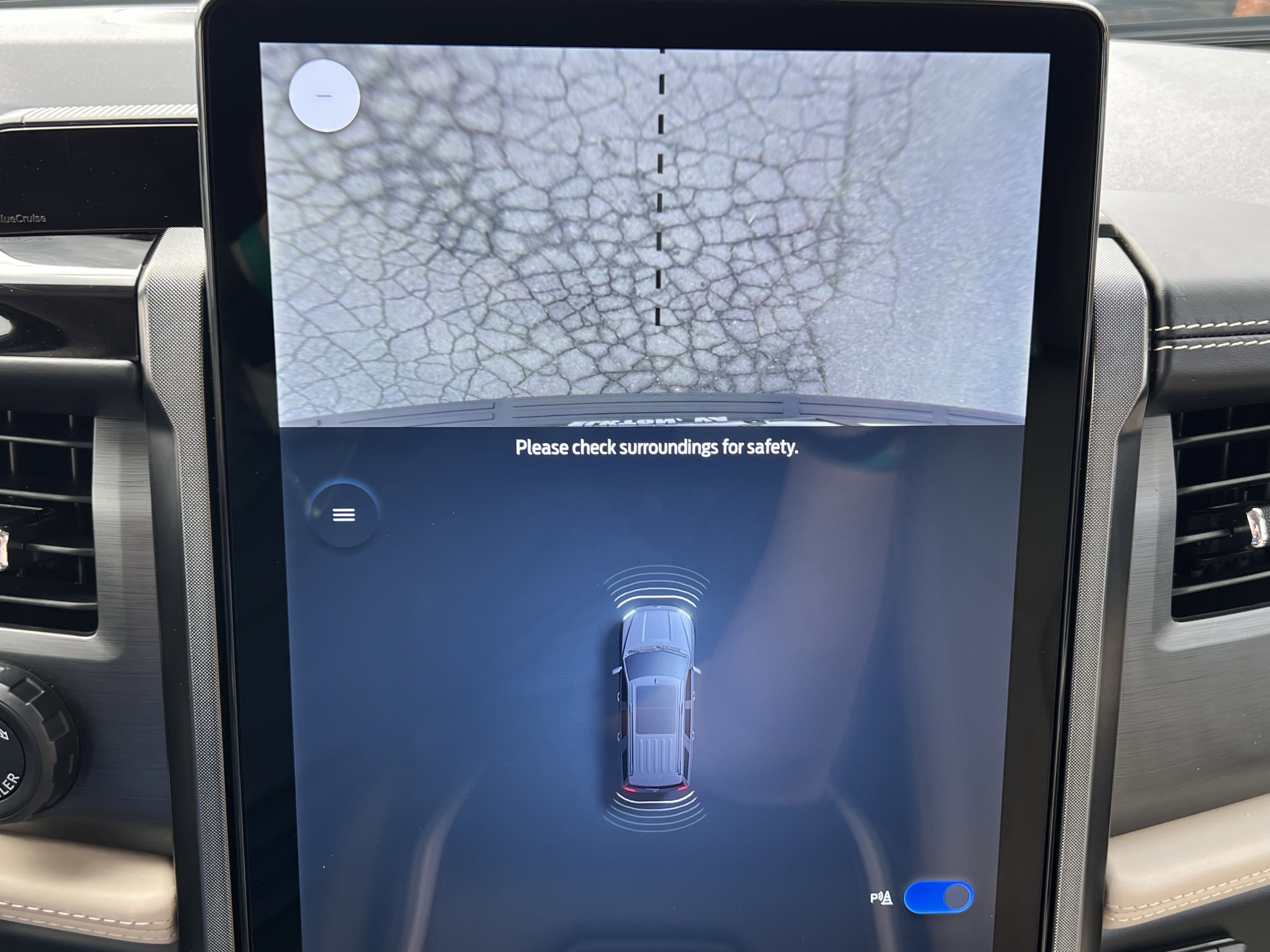 Used 2023 Ford Expedition Platinum image 36