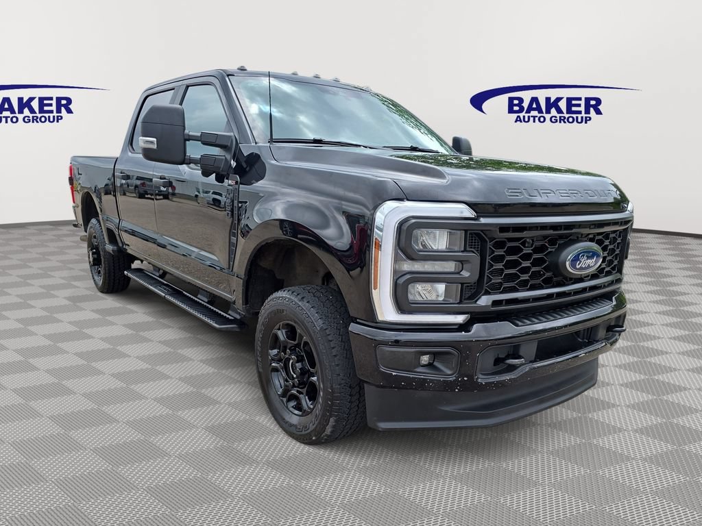 Used 2025 Ford F350 XL w/ STX Appearance Package AWD/4WD image 3