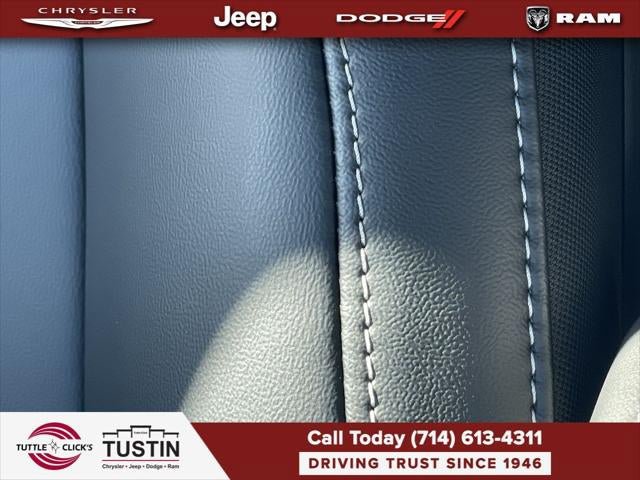 New 2027 Jeep Grand Cherokee Limited w/ Limited Altitude Package AWD/4WD image 66