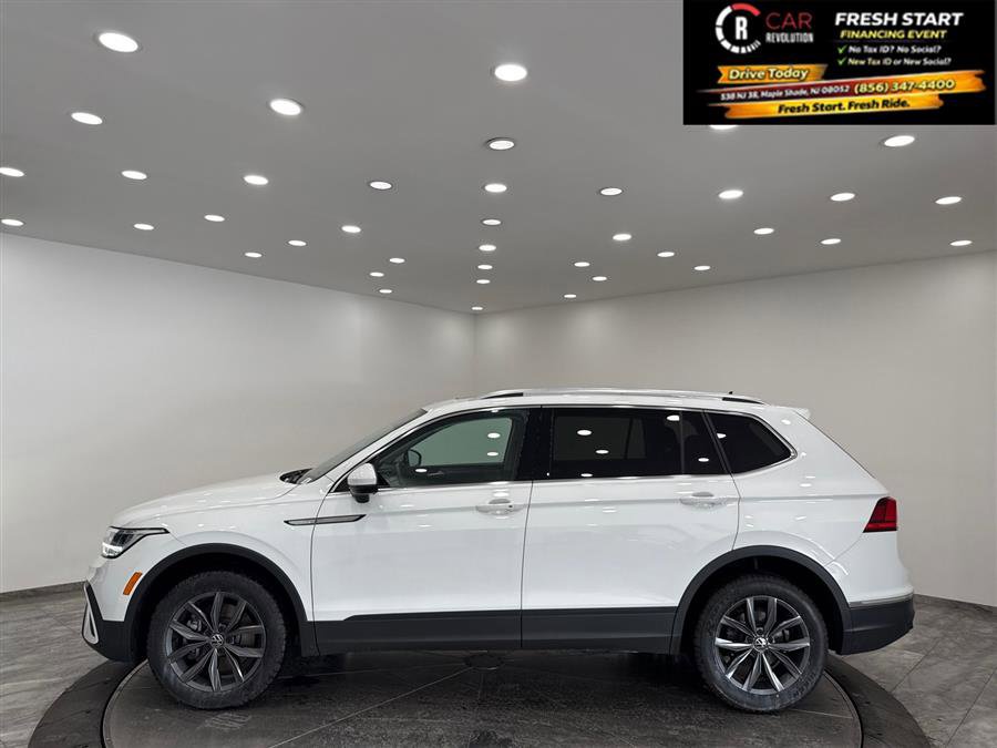 Used 2022 Volkswagen Tiguan SE image 26