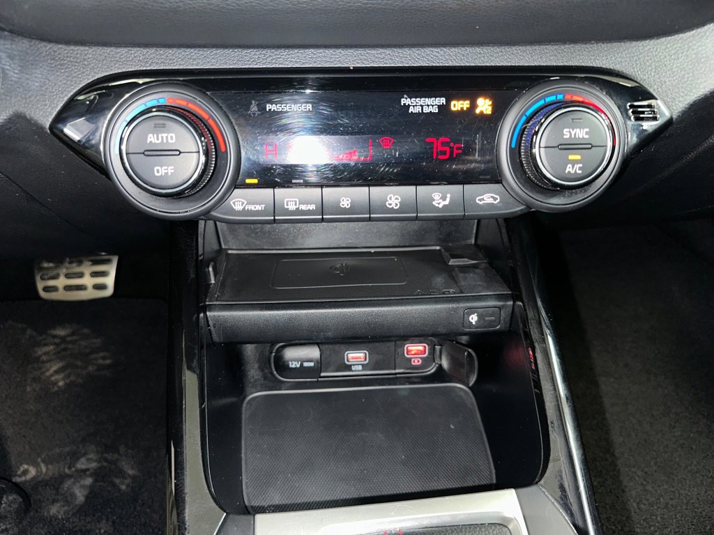 Used 2023 Kia Forte GT image 12