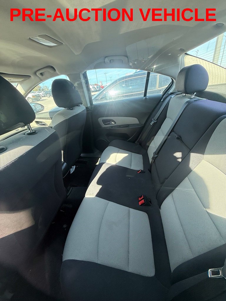 Used 2014 Chevrolet Cruze LS FWD image 6