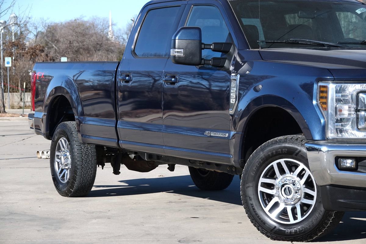 Used 2019 Ford F250 Lariat w/ FX4 Off-Road Package AWD/4WD image 3